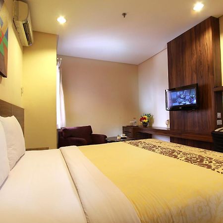 Shankee Sudirman Jakarta Exterior photo