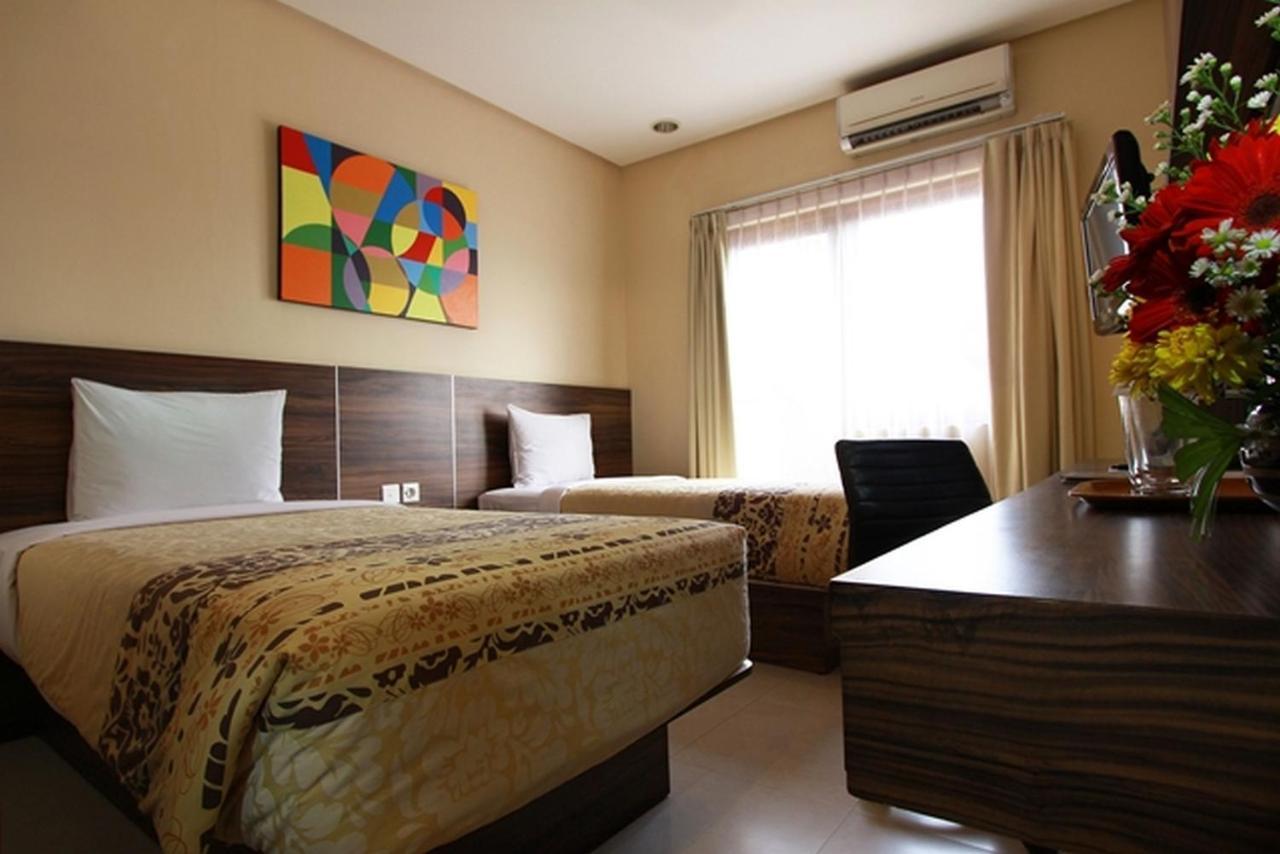 Shankee Sudirman Jakarta Exterior photo